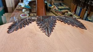 tanpura repair - ornaments