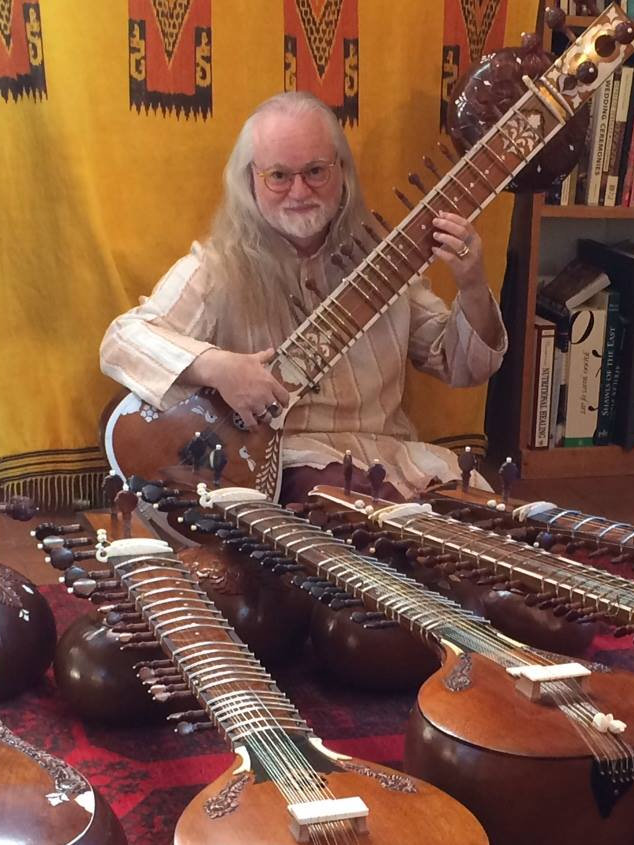 Meet the Maker #4 – Sitar Makers Series – Alan Arthur Suits
